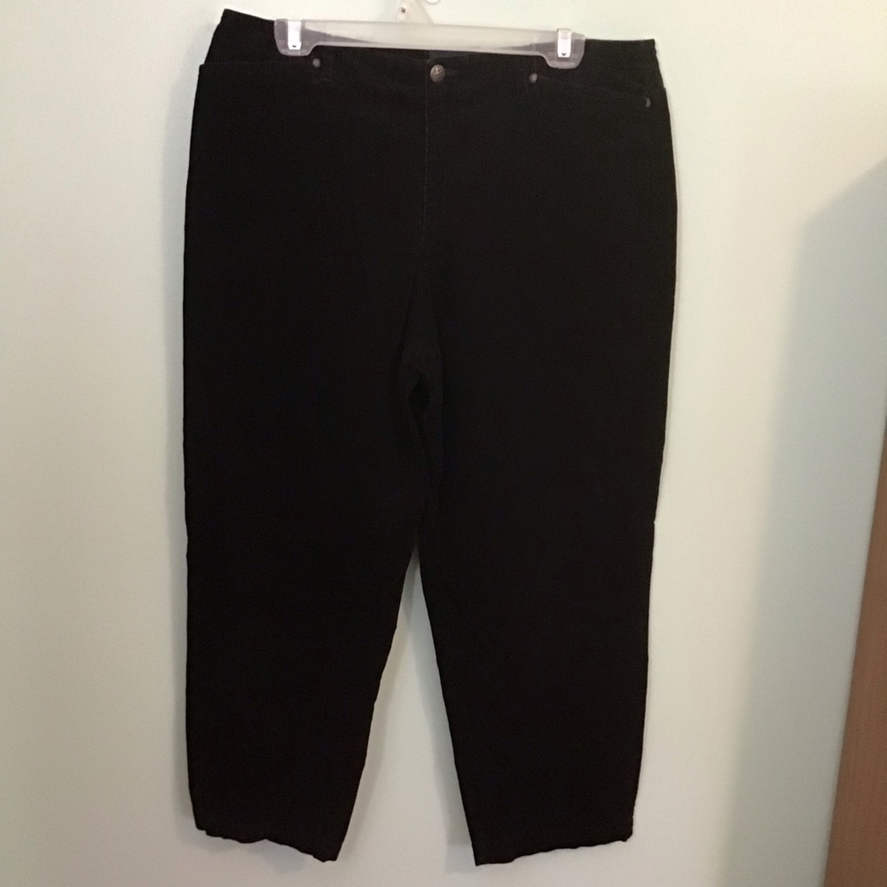 Women’s Black High-Rise Straight Corduroy Trousers
